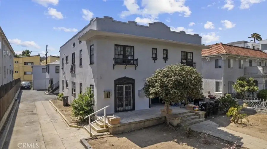 525 N Kenmore Avenue, Los Angeles, CA 90004 - Image #2