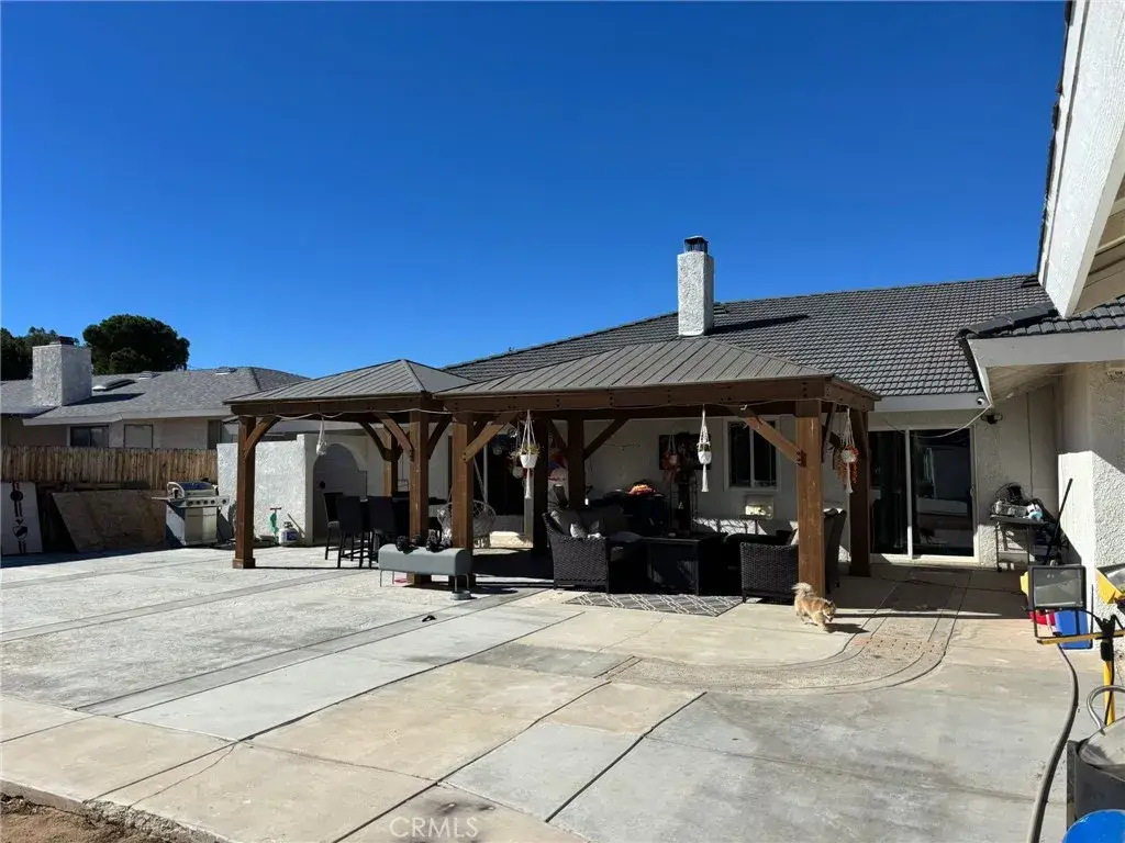 6995 Summit Valley Road, Hesperia, CA 92345 - #1