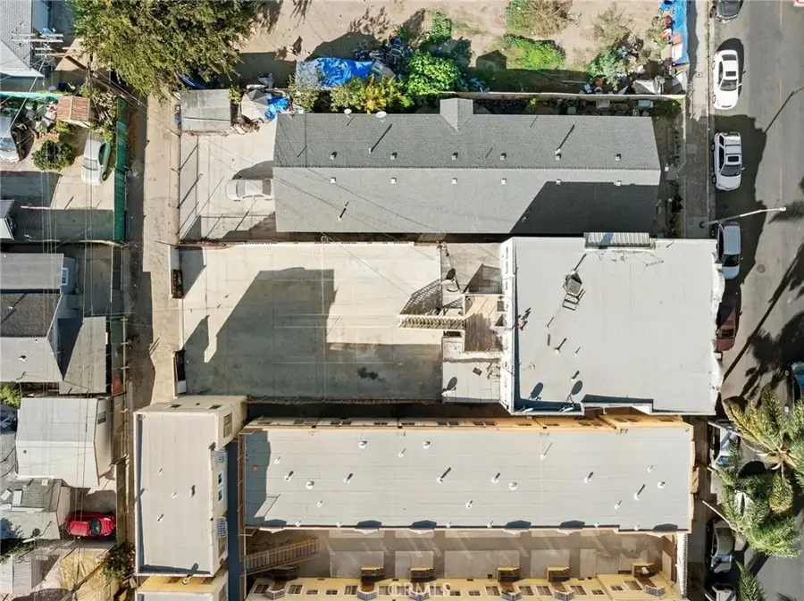 3877 Denker Avenue, Los Angeles, CA 90062 - Image #2