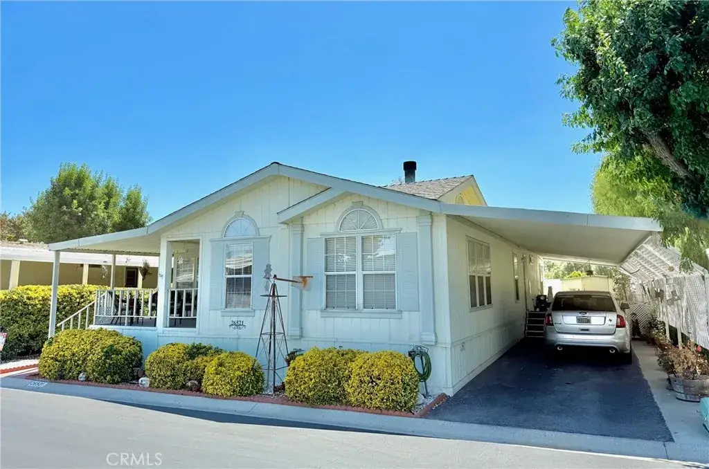 26521 Cockleburr Lane, Canyon Country, CA 91351 - Image #1