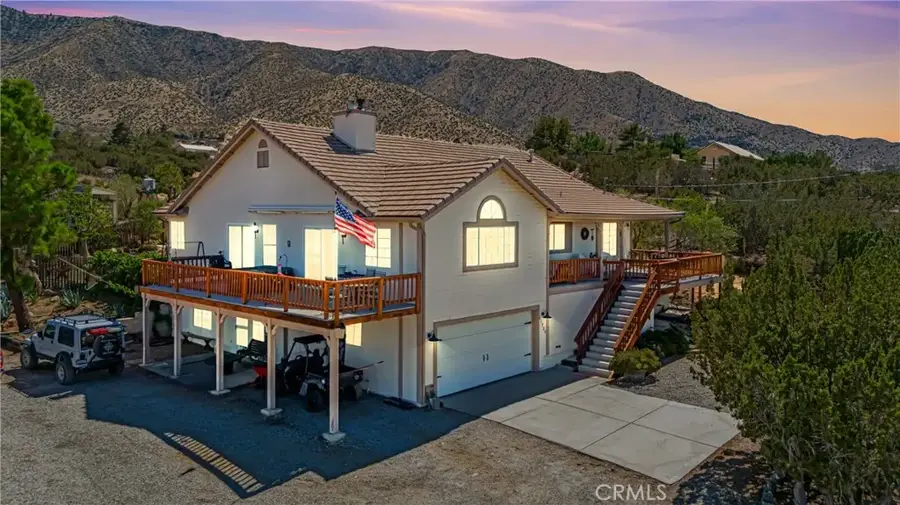 11720 Honeybee Lane, Juniper Hills, CA 93543 - #3