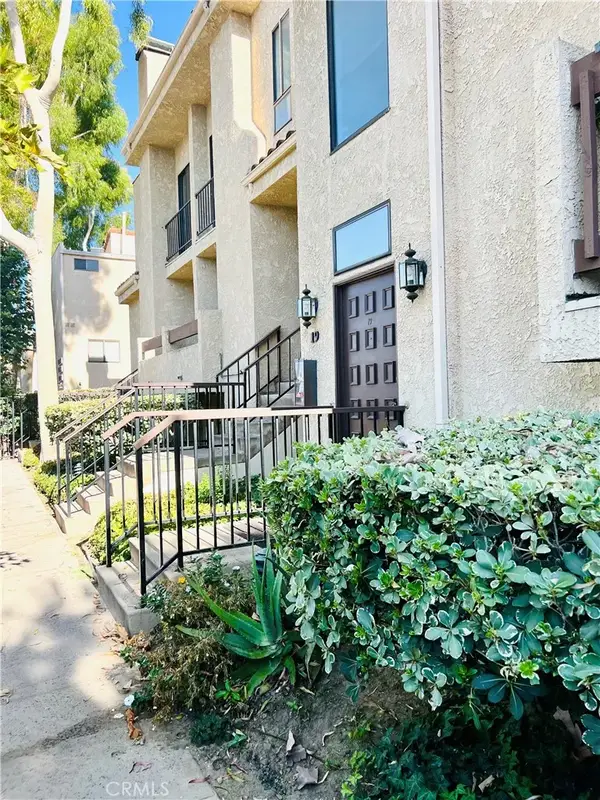 18958 Sherman Way #19, Reseda, CA 91335