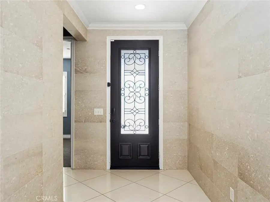 28002 Kenny Lane, Saugus, CA 91350 - Image #3