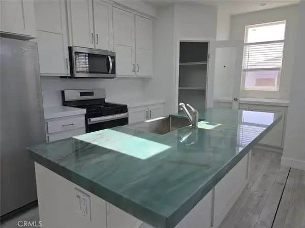 432 S Harbor #101, Santa Ana, CA 92704