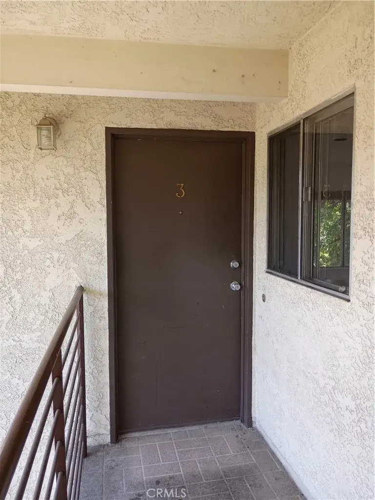 5644 Yolanda Avenue #3, Tarzana, CA 91356 - Image #2