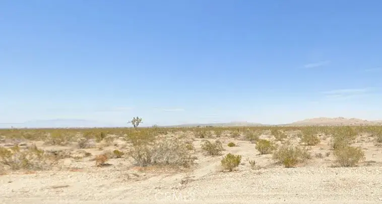 150 E Avenue S6, Palmdale, CA 93550 - #2