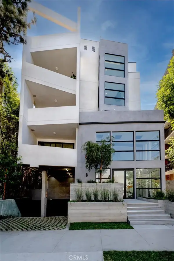 1361 Kelton Avenue #403, Los Angeles, CA 90024