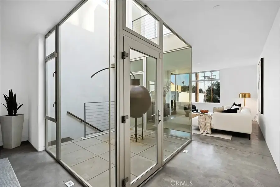 1121 Abbot Kinney Boulevard #3, Venice, CA 90291 - Image #3