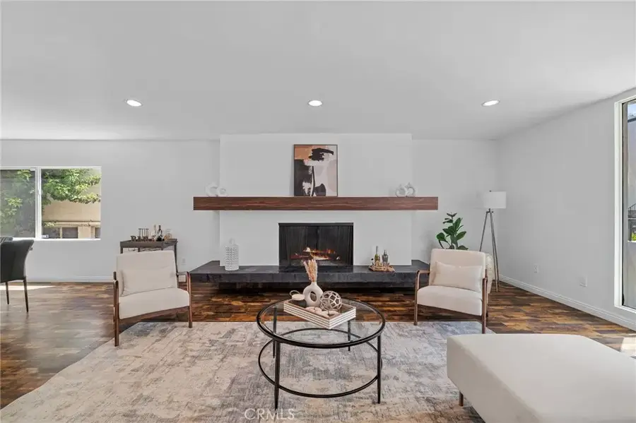 5339 Newcastle Avenue #112, Encino, CA 91316 - Image #3