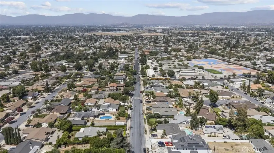 7725 Ethel Avenue, North Hollywood, CA 91605 - Image #2