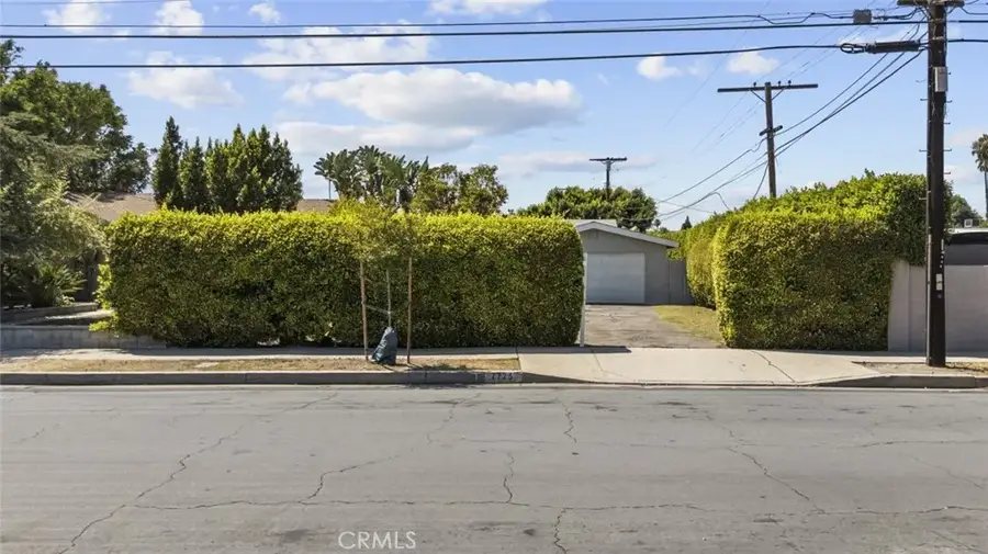 7725 Ethel Avenue, North Hollywood, CA 91605 - Image #3