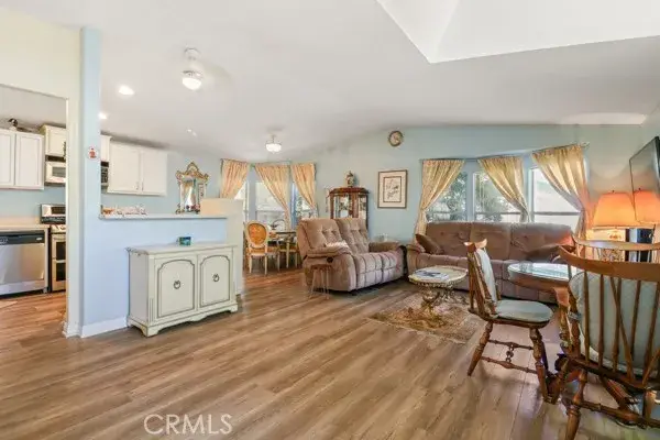 4201 Topanga Canyon #40, Woodland Hills, CA 91364 - Image #3