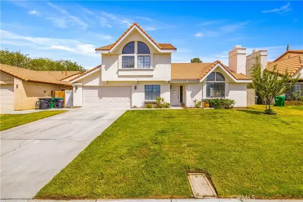 42502 52nd Street West, Quartz Hill, CA 93536