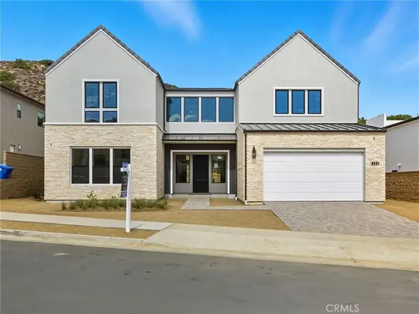 9531 N Andora Avenue, Chatsworth, CA 91311