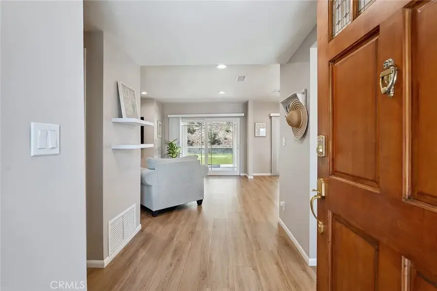 5929 Adler Avenue, Woodland Hills, CA 91367 - Image #3