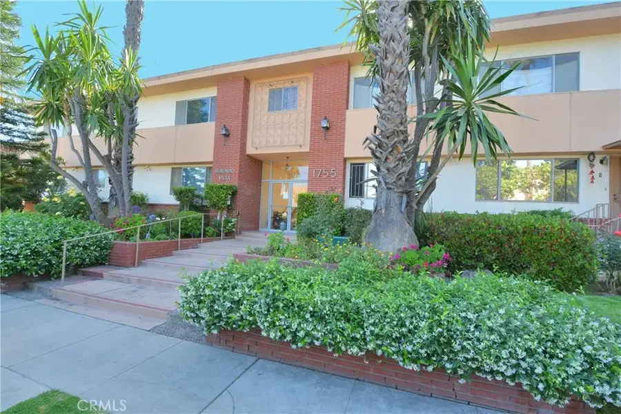 1755 N Berendo Street #28, Los Angeles, CA 90027 - Image #2