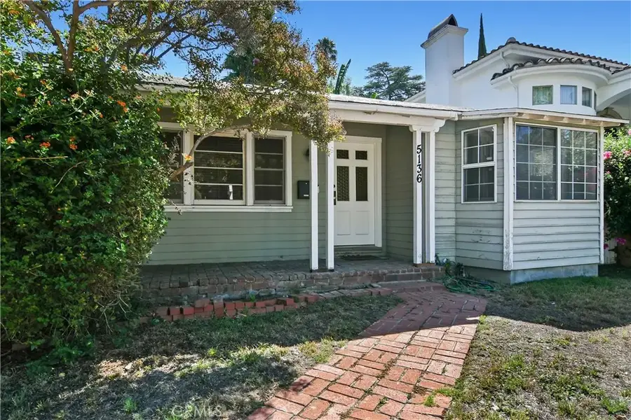 5136 Noble Avenue, Sherman Oaks, CA 91403 - Image #2