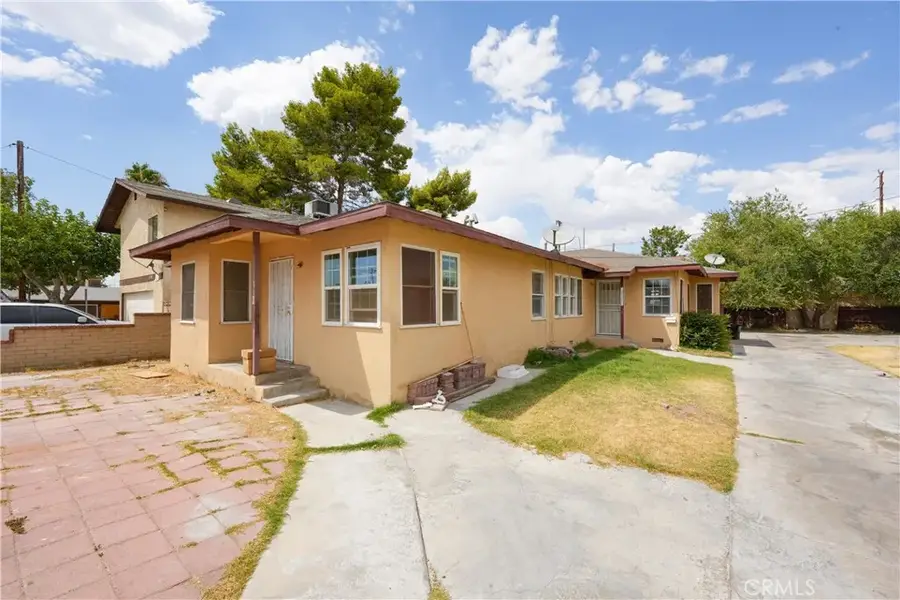 317 W Kildare Street, Lancaster, CA 93534 - Image #2