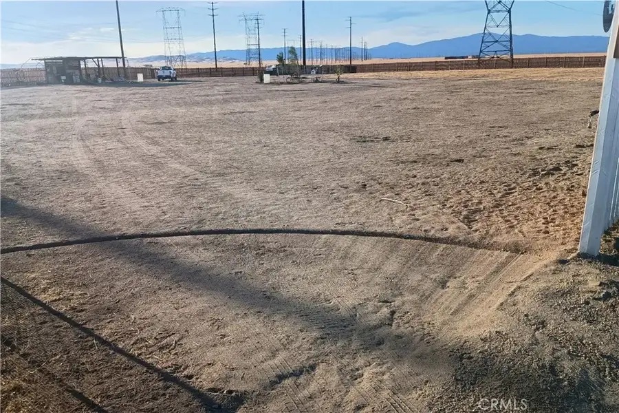 105 W Avenue H, Lancaster, CA 93535 - Image #2