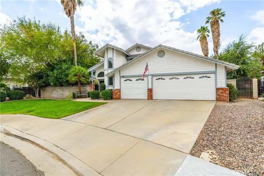 4554 Meadow Place, Lancaster, CA 93536 - Image #3