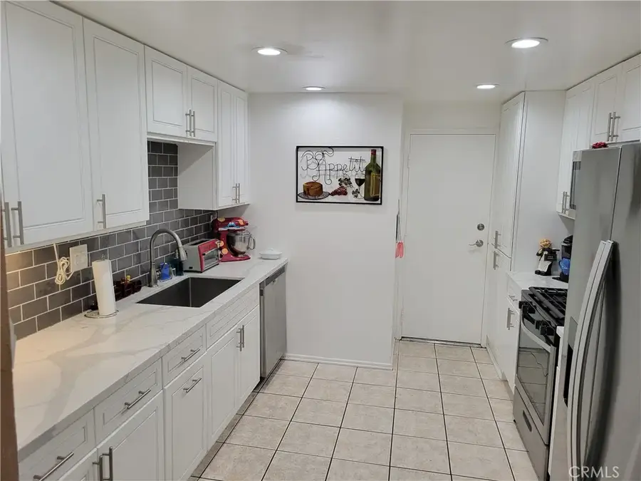9800 Vesper Avenue #28, Panorama City, CA 91402 - Image #2