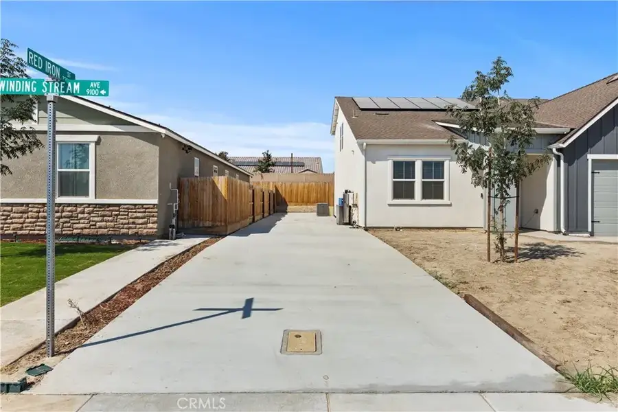 9110 Winding Stream Avenue, Bakersfield, CA 93311 - Image #2