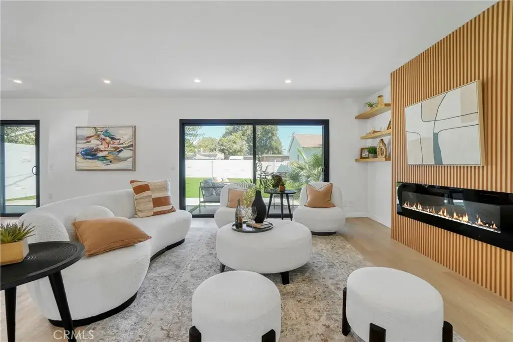 8400 Chimineas Avenue, Northridge, CA 91325 - Image #1