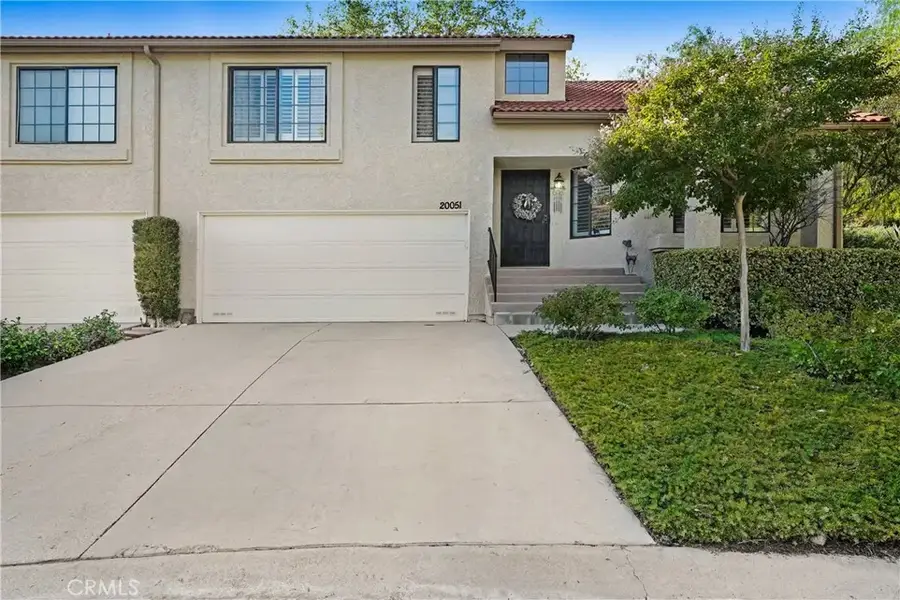 20051 Avenue Of The Oaks, Newhall, CA 91321 - Image #2