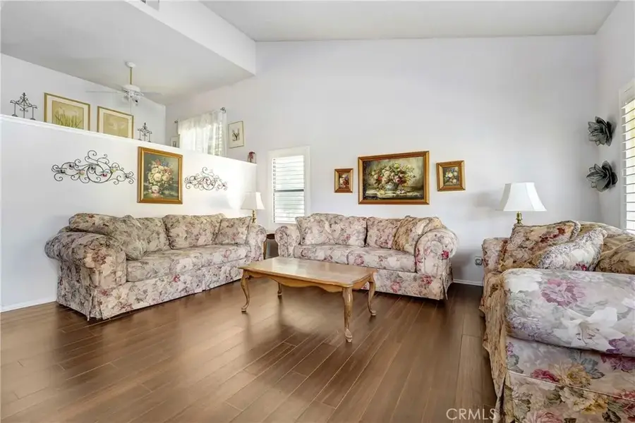 20051 Avenue Of The Oaks, Newhall, CA 91321 - Image #3