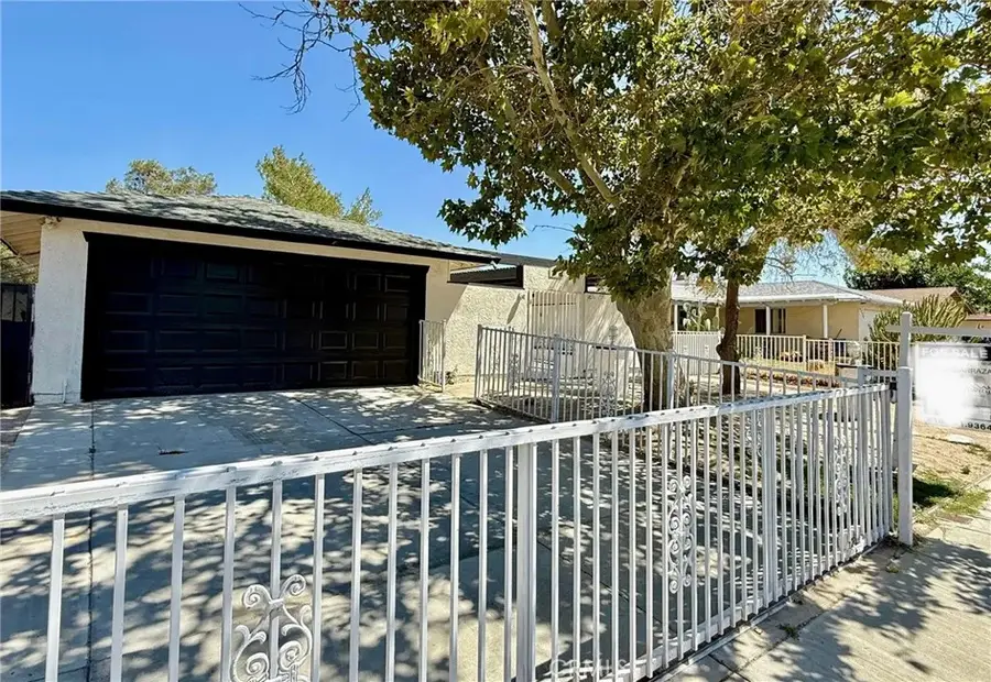 37230 Sabal Avenue, Palmdale, CA 93552 - Image #3