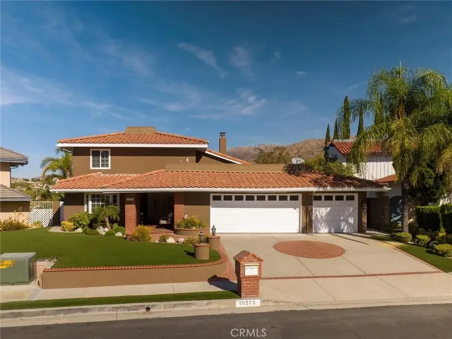 19573 Pine Valley Avenue, Porter Ranch, CA 91326 - Image #2