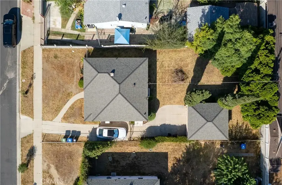 14005 Victory Boulevard, Van Nuys, CA 91401 - #3