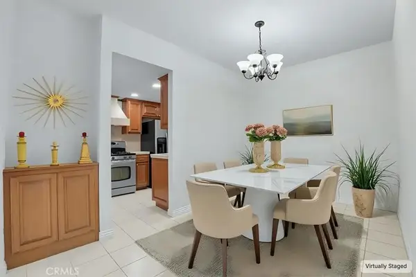 17914 Magnolia Boulevard #125, Encino, CA 91316