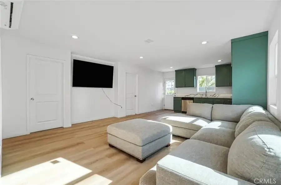 14320 Osborne Street, Panorama City, CA 91402 - Image #3