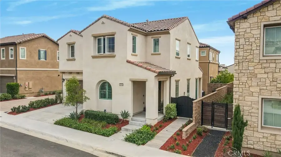 20814 W Acorn, Porter Ranch, CA 91326 - Image #2