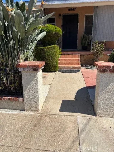 1037 Kewen, San Fernando, CA 91340 - Image #3