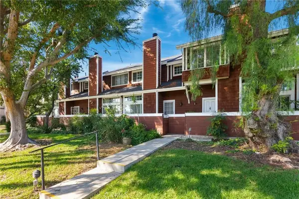 19431 Sherman Way #15, Reseda, CA 91335