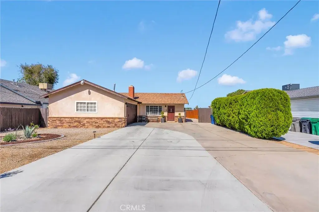 5327 W Avenue L2, Lancaster, CA 93536 - #1