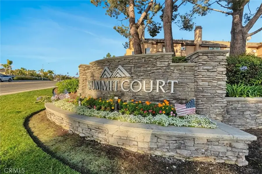 922 S Country Glen Way, Anaheim Hills, CA 92808 - Image #2