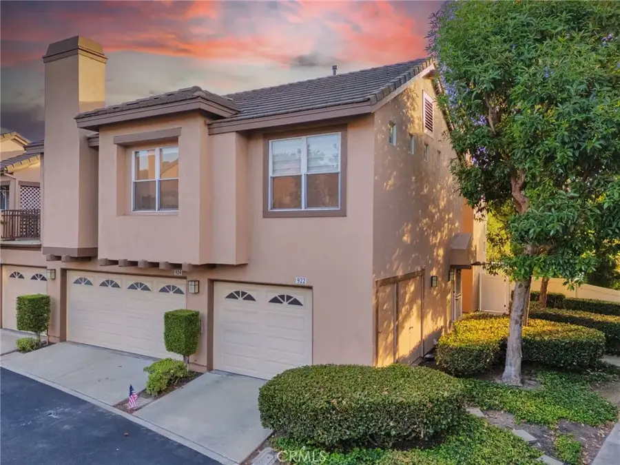 922 S Country Glen Way, Anaheim Hills, CA 92808 - Image #3