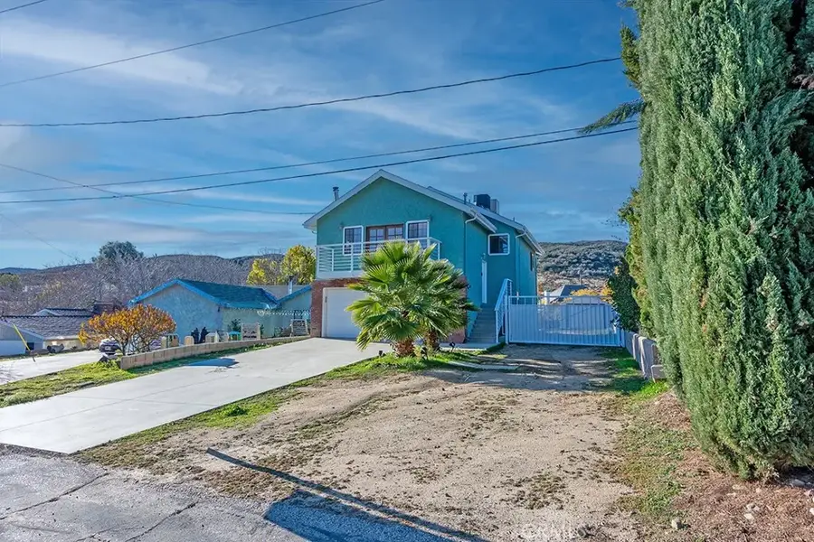 42718 Coolcrest Drive, Lake Hughes, CA 93532 - Image #3