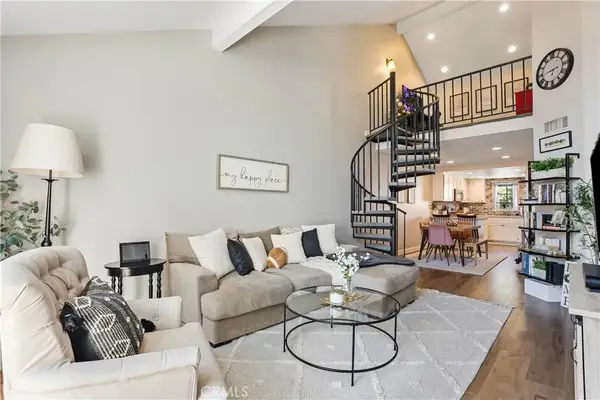 18108 Erik #586, Canyon Country, CA 91387