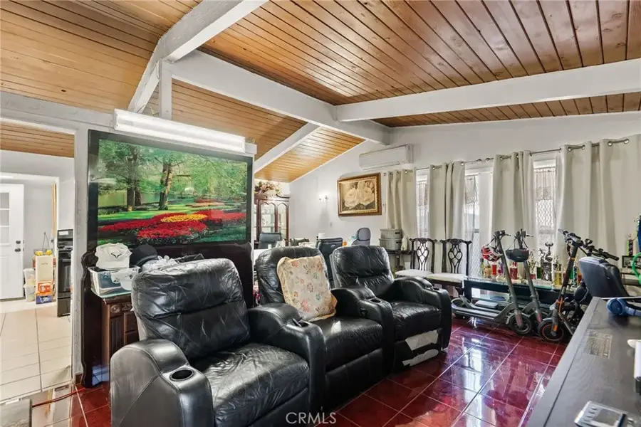 11819 Chivers Avenue, Pacoima, CA 91331 - Image #2