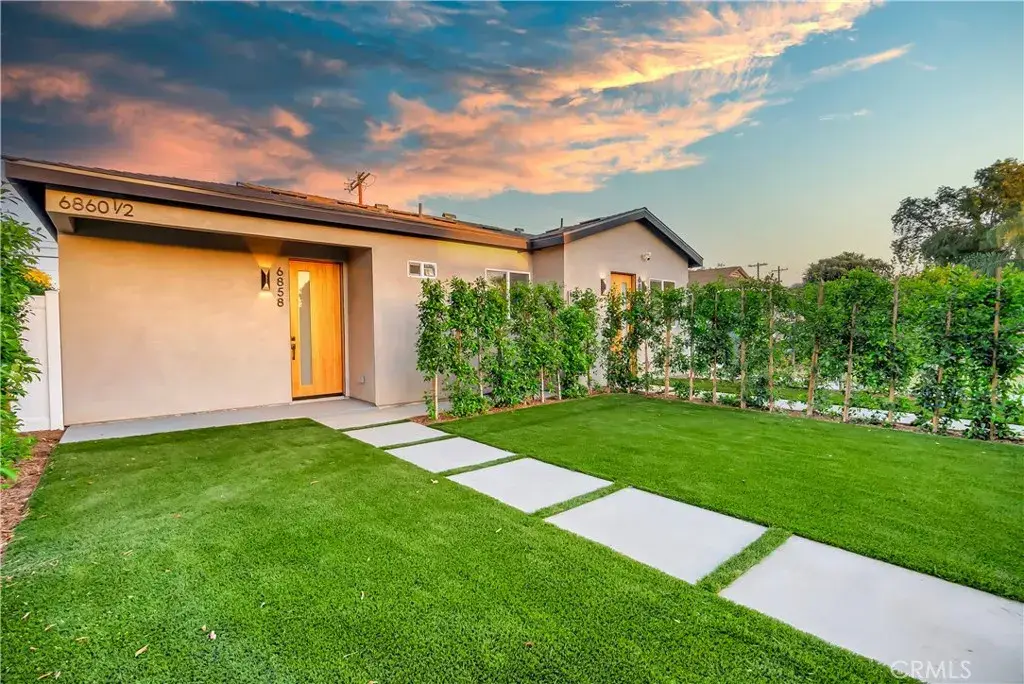 6858 Aura Avenue, Reseda, CA 91335 - Image #1