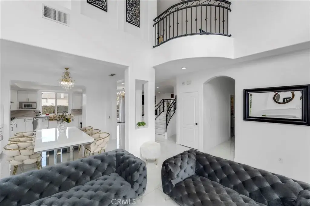 6997 Sale Avenue, West Hills, CA 91307 - Image #1