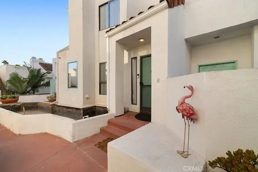 1340 Glenwood Road #8, Glendale, CA 91201 - Image #2