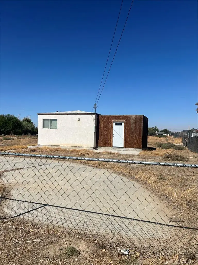 9241 E Avenue R14, Littlerock, CA 93543 - #2