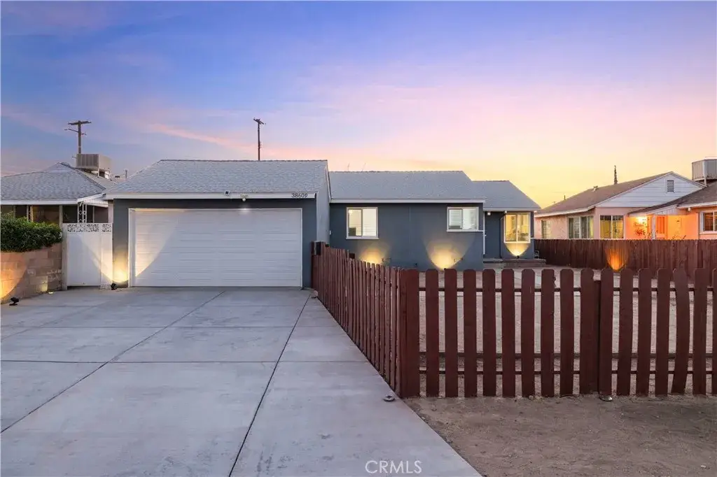 38609 Ladelle, Palmdale, CA 93550 - Image #1