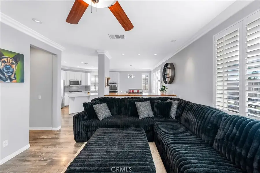 29515 Dana Ct, Canyon Country, CA 91387 - Image #3