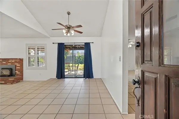 3705 Valley Springs, Bakersfield, CA 93309